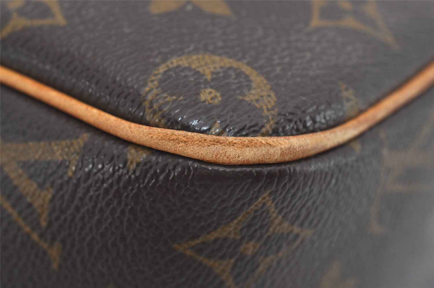 Authentic Louis Vuitton Monogram Cite MM Shoulder Bag M51182 LV 2681I