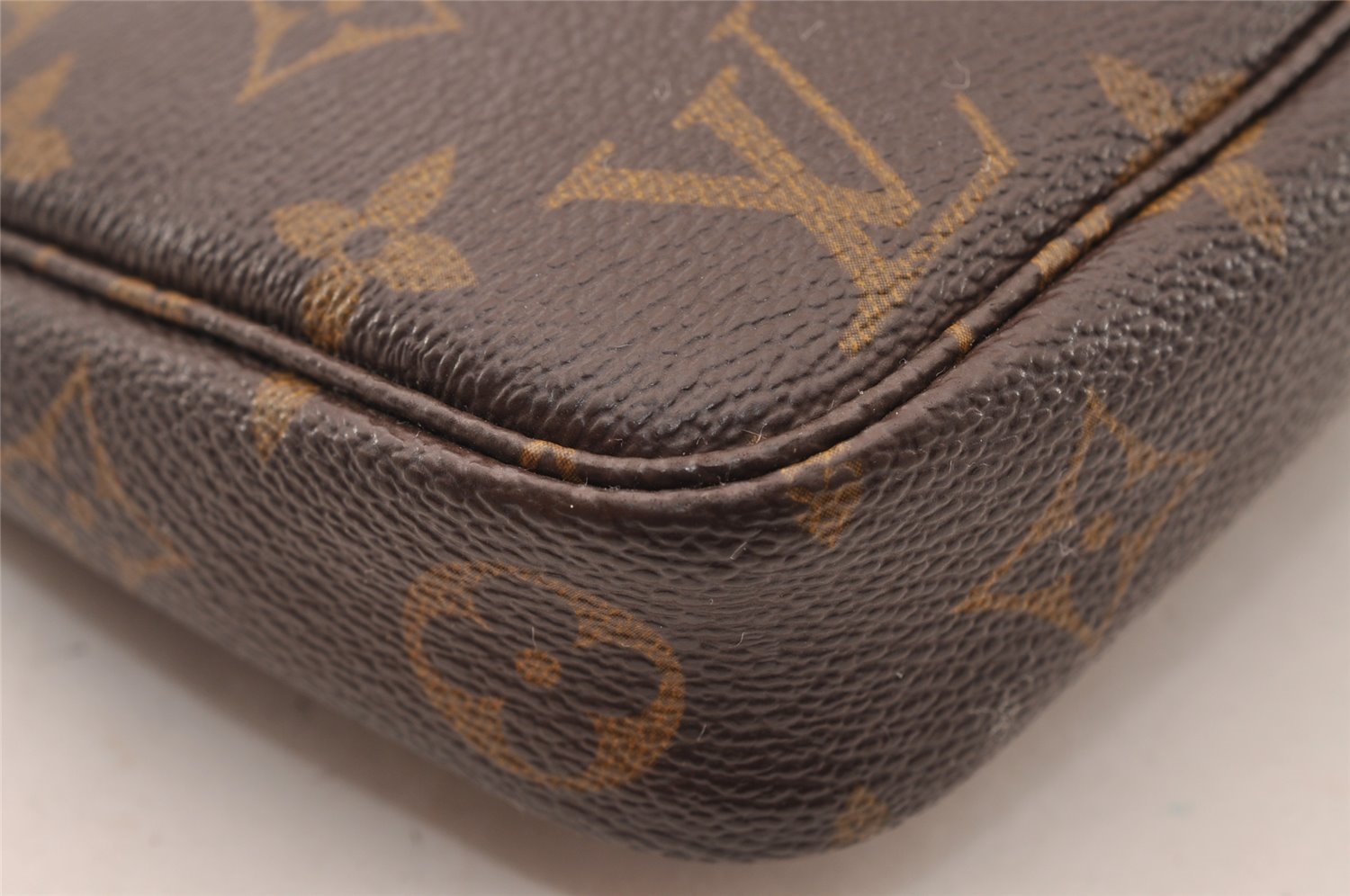 Authentic Louis Vuitton Monogram Pochette Accessoires Pouch M51980 LV 2694I