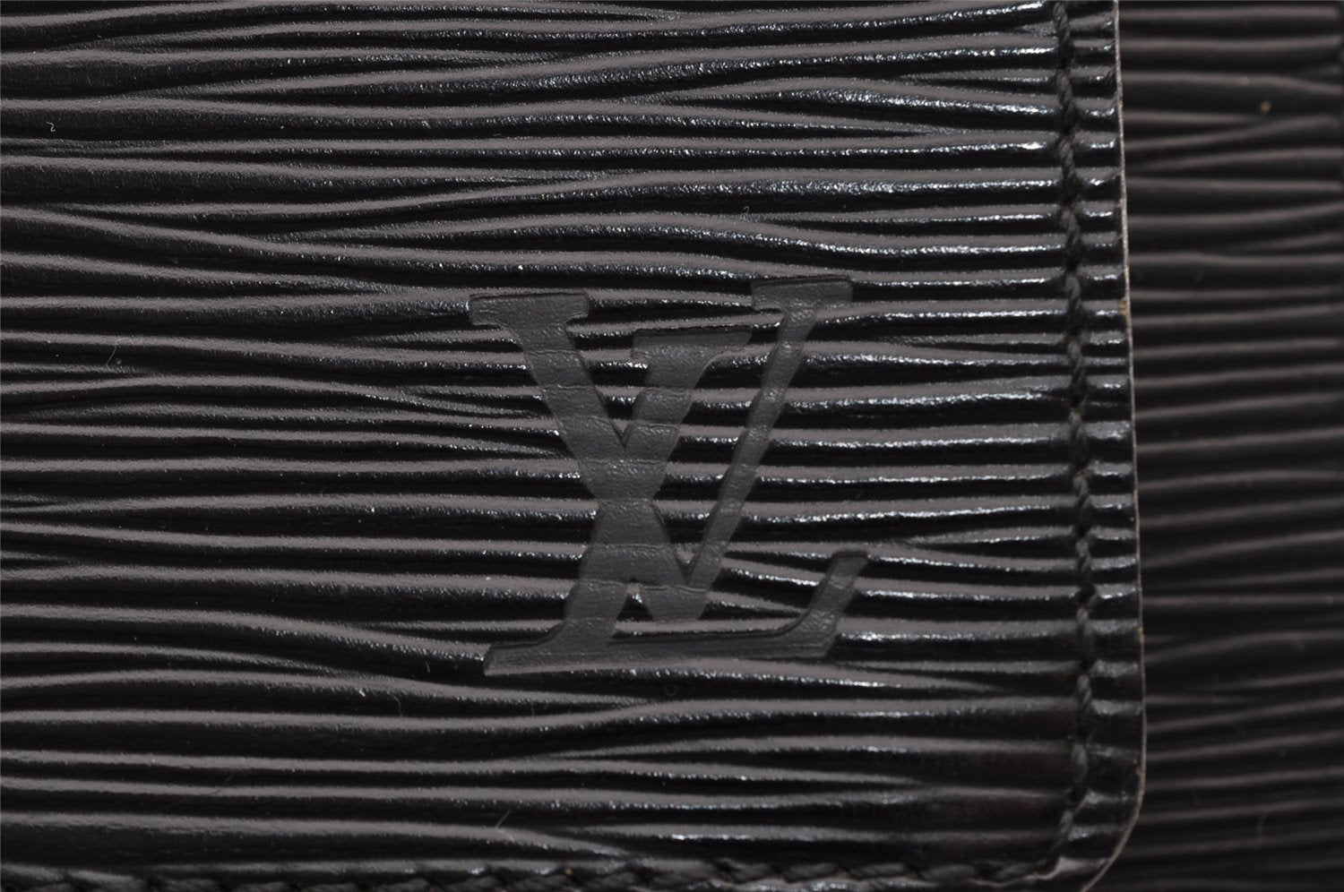 Authentic Louis Vuitton Epi Monceau 2Way Shoulder Hand Bag Black M52122 LV 2695I