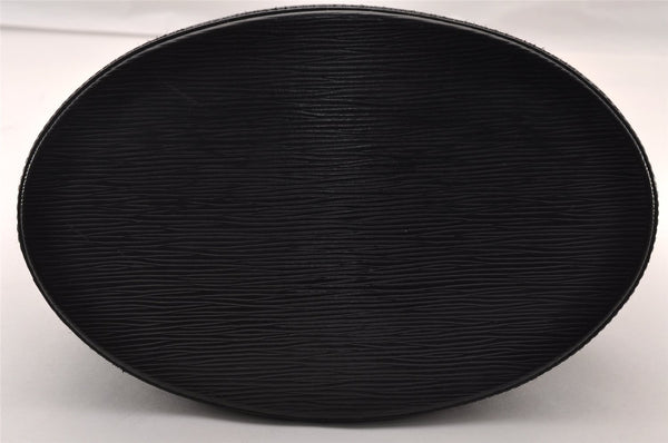 Authentic Louis Vuitton Epi Cluny Shoulder Bag Purse Black M52252 LV 2705I