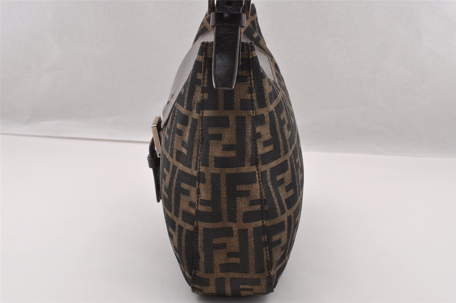 Authentic FENDI Zucca Vintage Shoulder Bag Purse Canvas Leather Brown 2709I