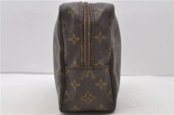 Auth Louis Vuitton Monogram Trousse Toilette 28 Clutch Hand Bag M47522 LV 2717D