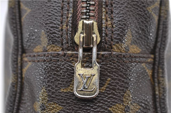 Auth Louis Vuitton Monogram Trousse Toilette 28 Clutch Hand Bag M47522 LV 2717D