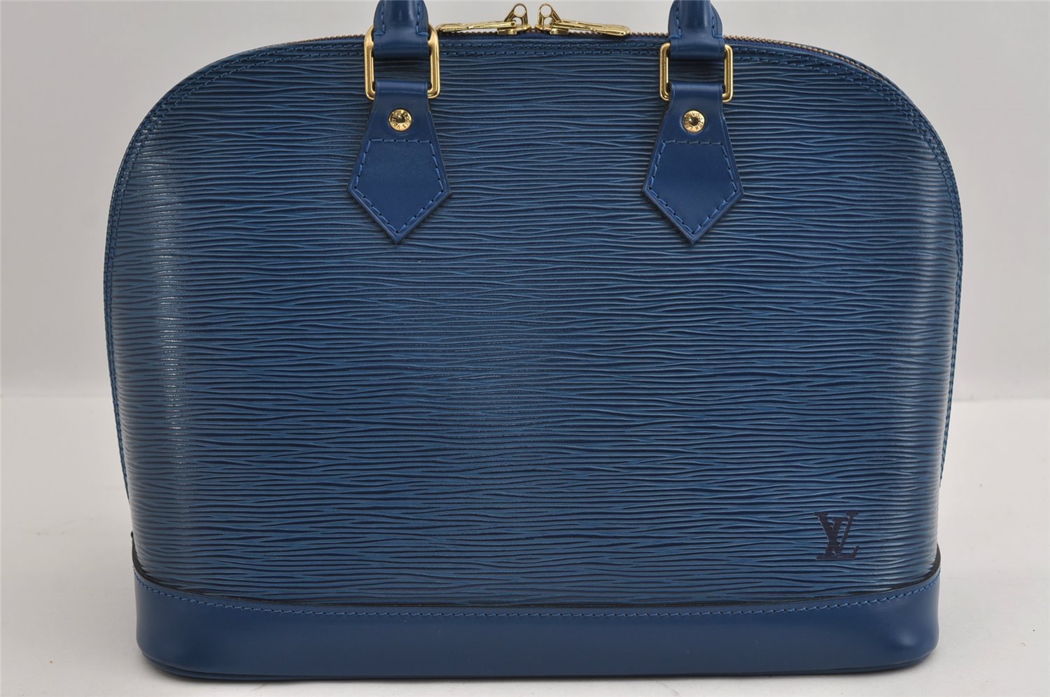 Authentic Louis Vuitton Epi Alma PM Hand Bag Blue M52145 LV 2717I