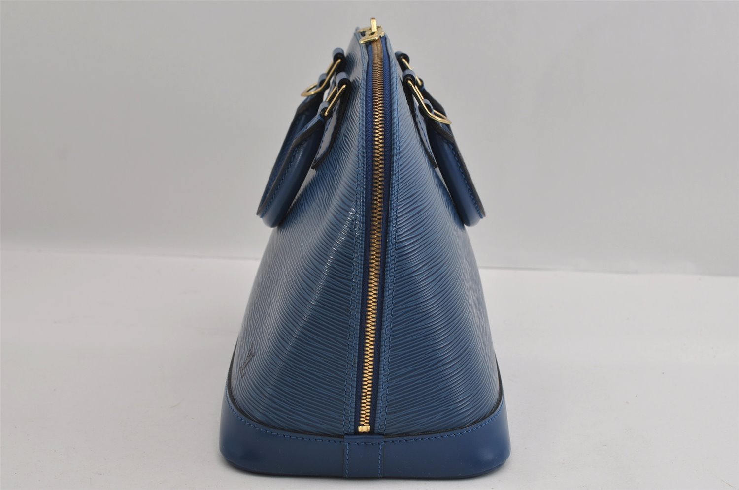 Authentic Louis Vuitton Epi Alma PM Hand Bag Blue M52145 LV 2717I