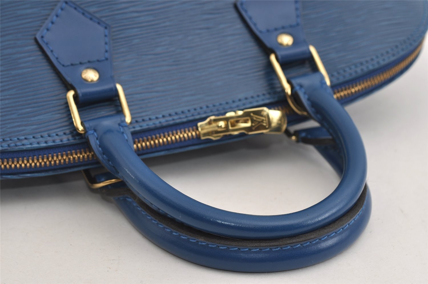 Authentic Louis Vuitton Epi Alma PM Hand Bag Blue M52145 LV 2717I