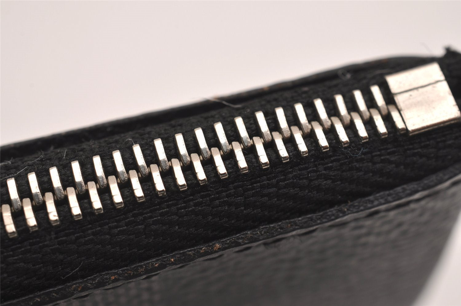 Authentic Louis Vuitton Damier Graphite Pochette Cles Coin Case N60155 Box 2722I