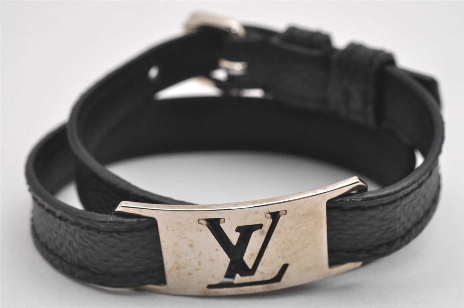 Authentic Louis Vuitton Damier Graphite Bracelet Signit Black M6616E LV 2726I