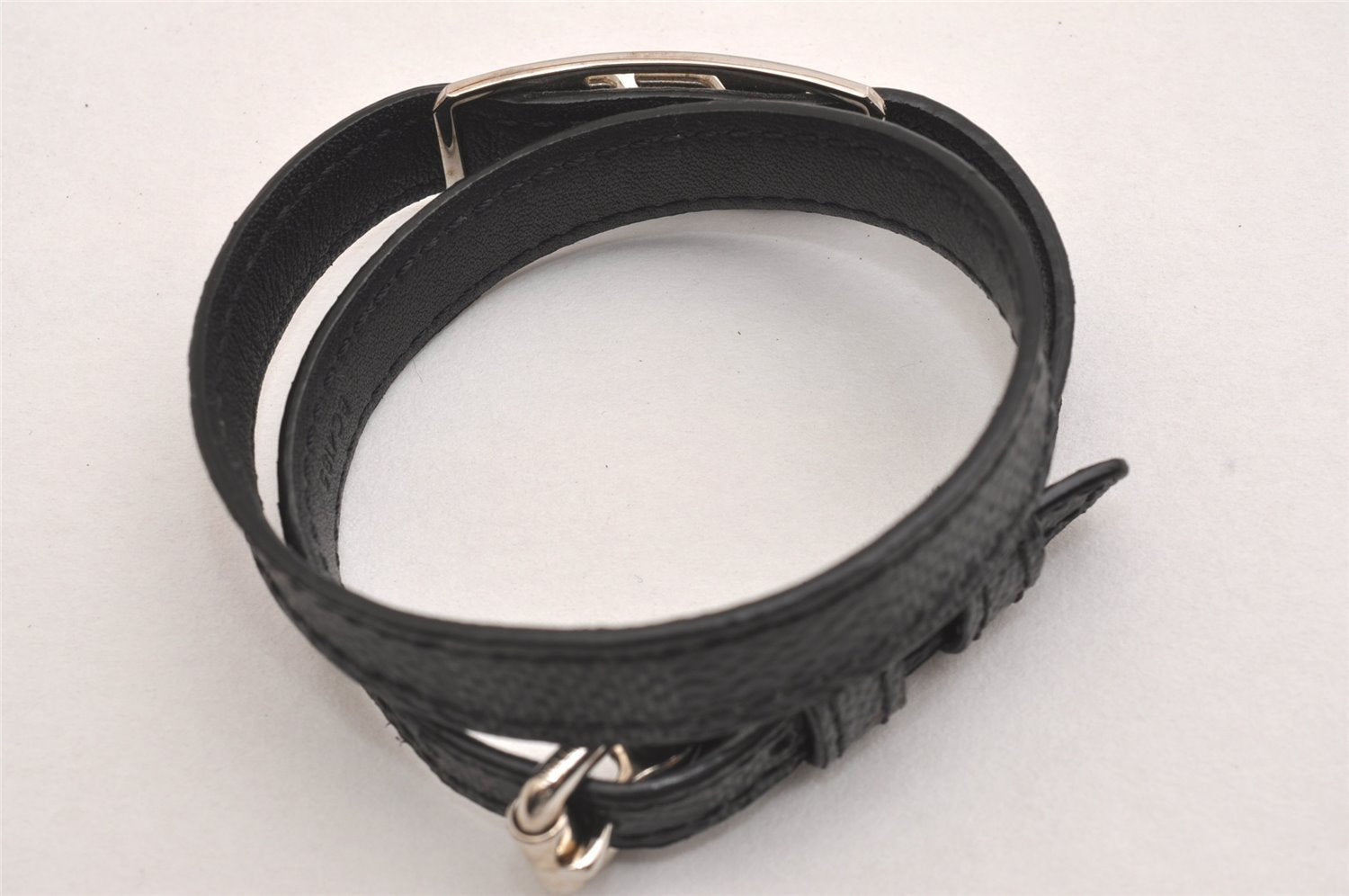 Authentic Louis Vuitton Damier Graphite Bracelet Signit Black M6616E LV 2726I