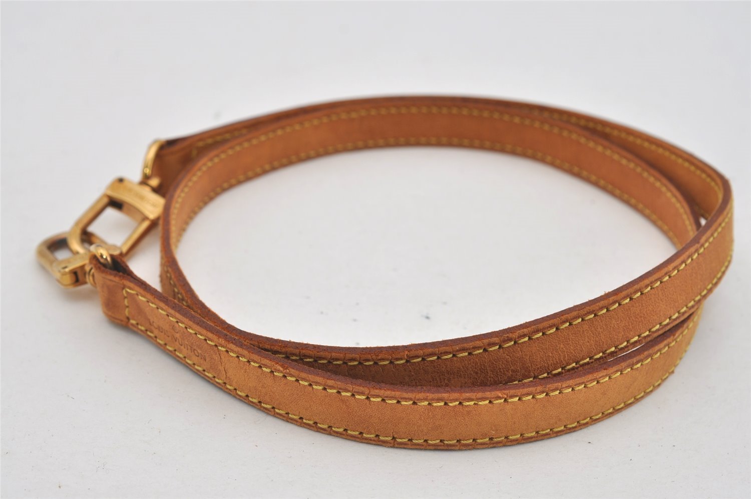 Authentic Louis Vuitton Leather Shoulder Strap Beige 39.8