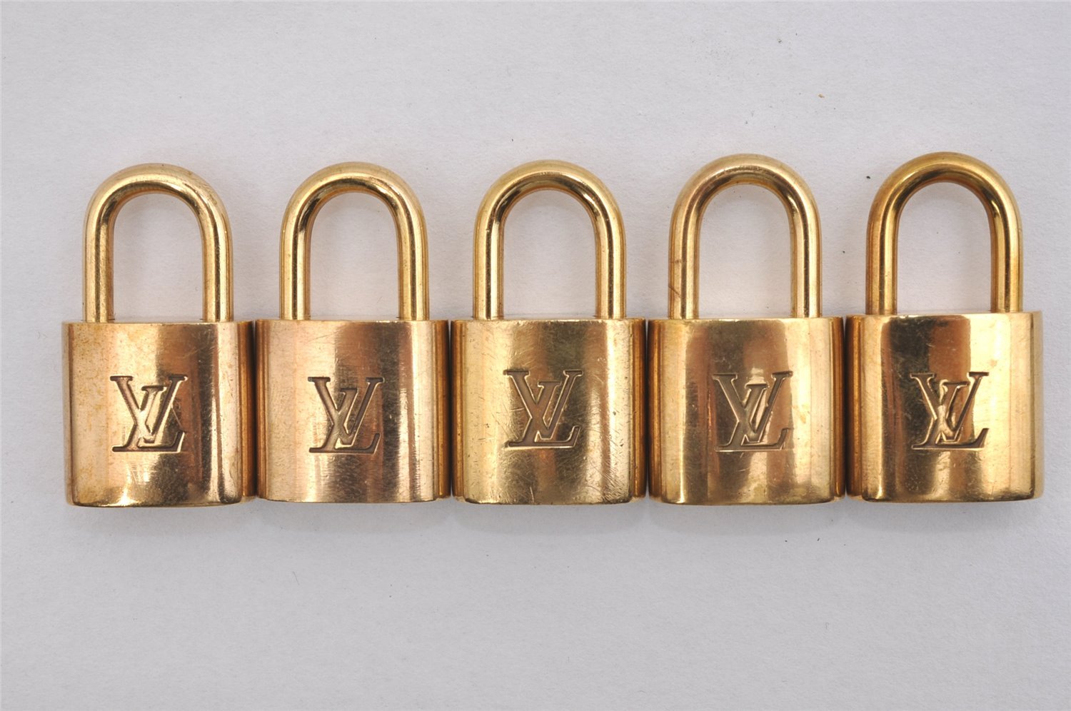 Authentic Louis Vuitton Padlock Gold 10Set LV 2728I