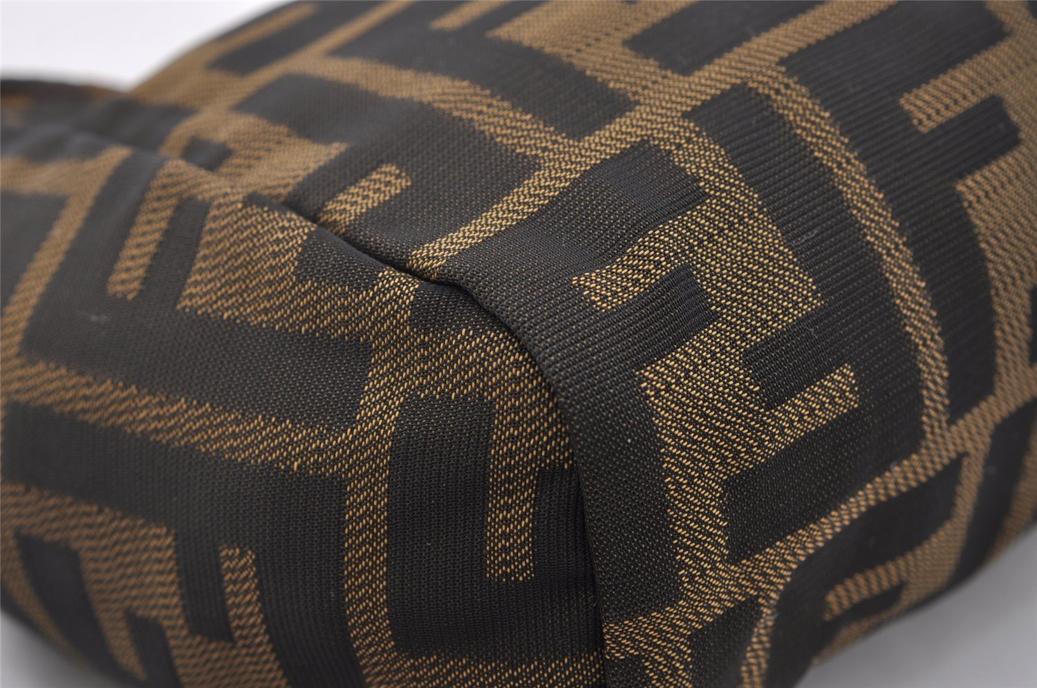 Authentic FENDI Zucca Vintage Pouch Purse Nylon Leather Brown Black 2732I