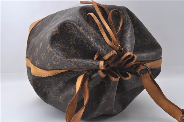Authentic Louis Vuitton Monogram Noe Shoulder Bag M42224 LV 2733D