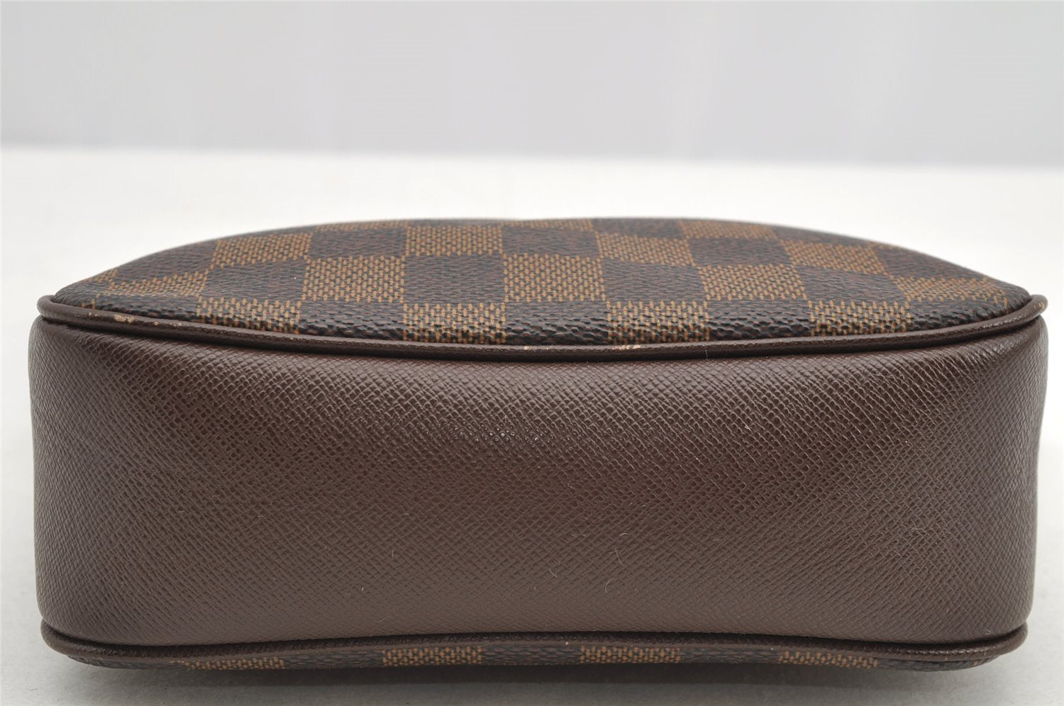 Authentic Louis Vuitton Damier Trousse Makeup Hand Bag Pouch N51982 LV 2748I