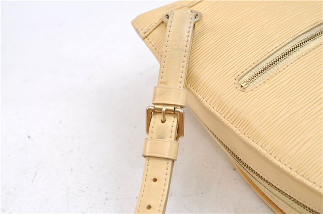 Authentic Louis Vuitton Epi Mabillon Backpack Ivory M5223A LV 2751E