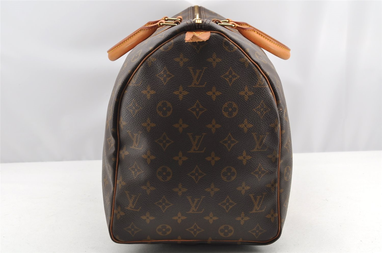 Authentic Louis Vuitton Monogram Keepall 50 Travel Boston Bag M41426 LV 2767I