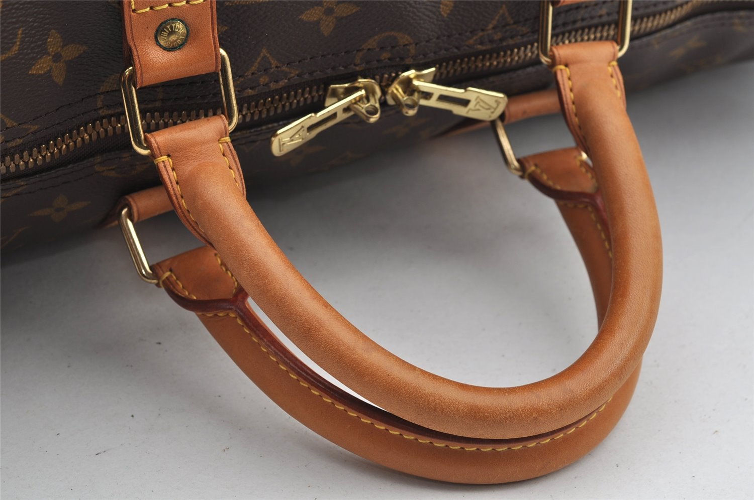 Authentic Louis Vuitton Monogram Keepall 50 Travel Boston Bag M41426 LV 2767I
