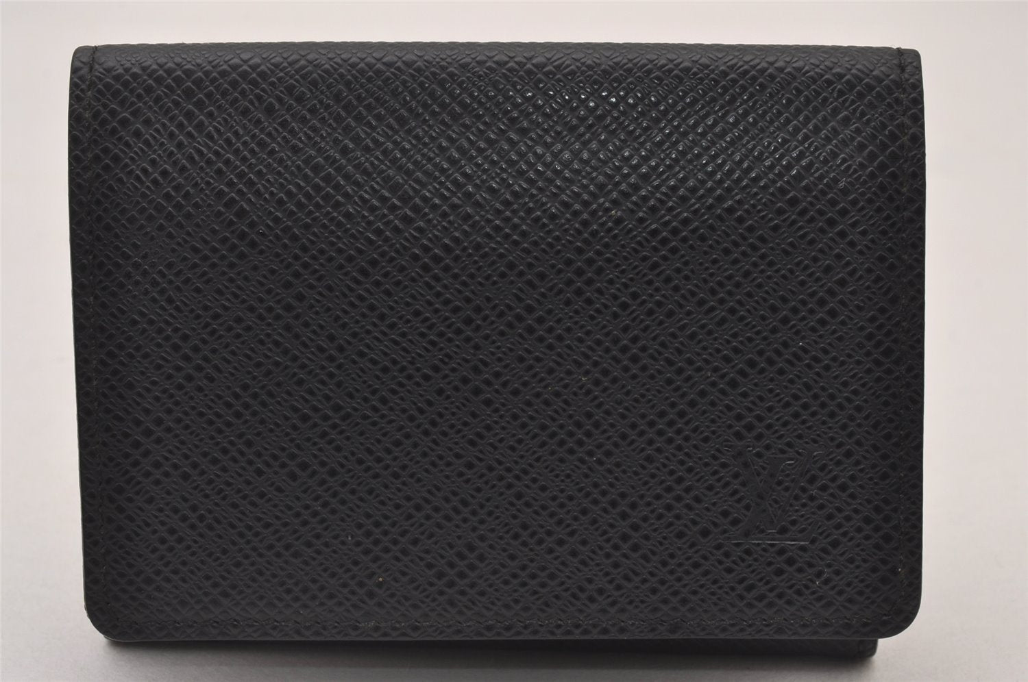 Auth Louis Vuitton Taiga Enveloppe Cartes de Visite Card Case M30922 Black 2773I