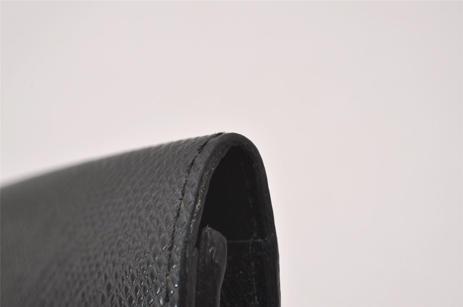 Auth Louis Vuitton Taiga Enveloppe Cartes de Visite Card Case M30922 Black 2773I