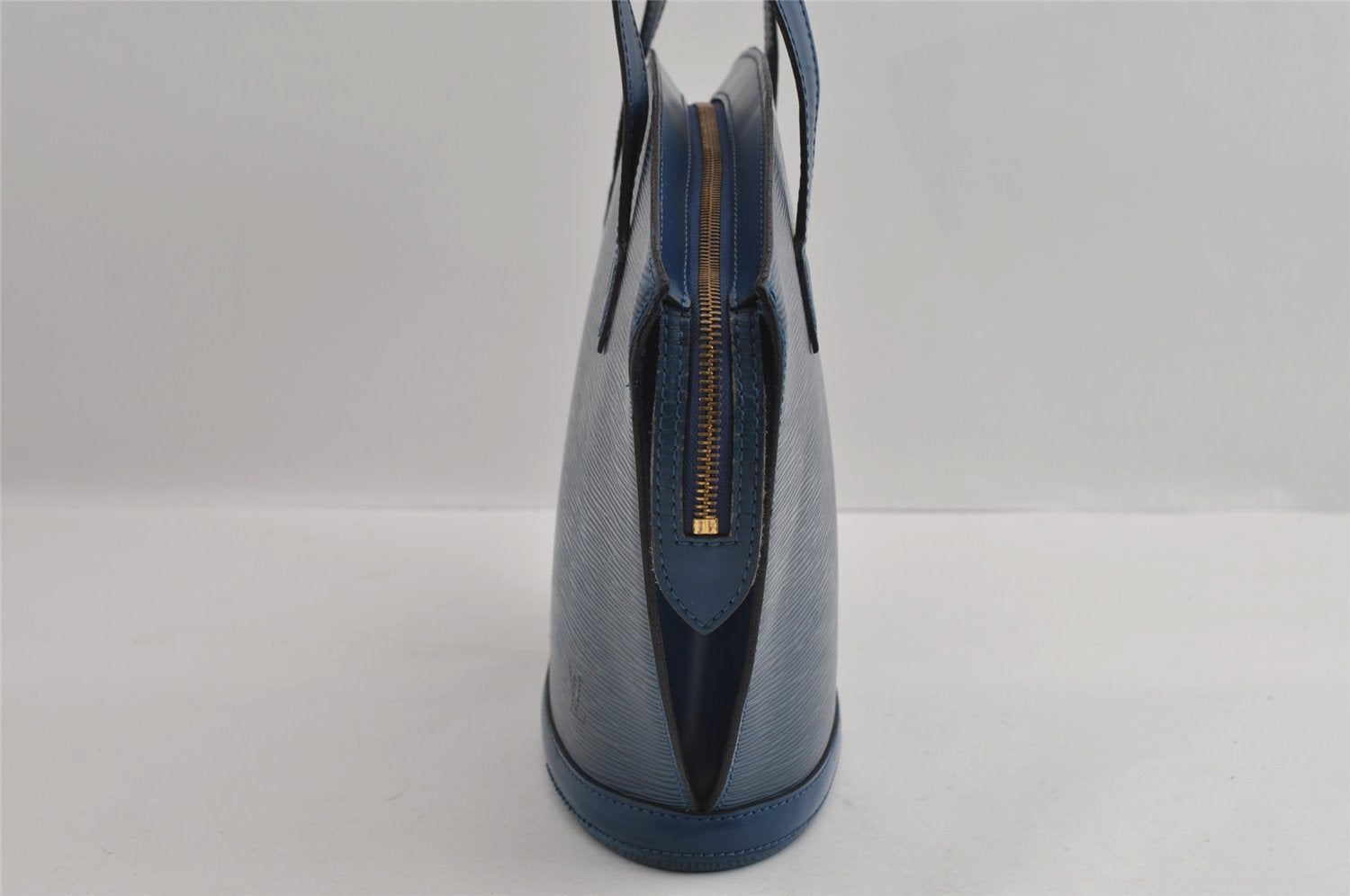 Authentic Louis Vuitton Epi Saint Jacques Hand Bag Blue M52275 LV 2790I