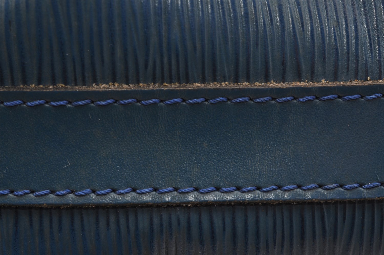 Authentic Louis Vuitton Epi Petit Noe Shoulder Drawstring Bag M44105 Blue 2796I