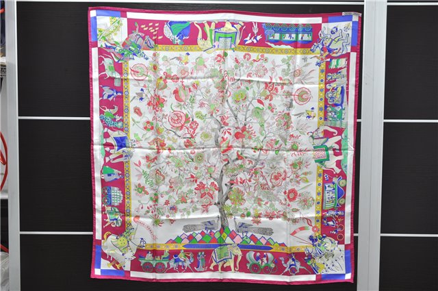 Authentic HERMES Carre 90 Scarf 