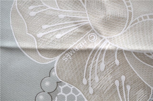 Authentic HERMES Carre 90 Scarf 