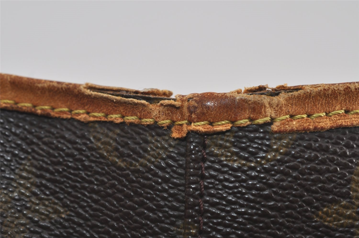 Authentic Louis Vuitton Monogram Bucket PM Shoulder Tote Bag M42238 Junk 2805I