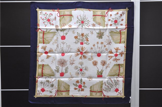 Authentic HERMES Carre 90 Scarf 