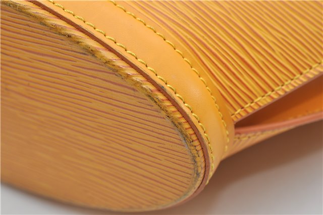 Auth Louis Vuitton Epi Saint Jacques Poignet Long Shoulder Bag M52339 LV 2813E