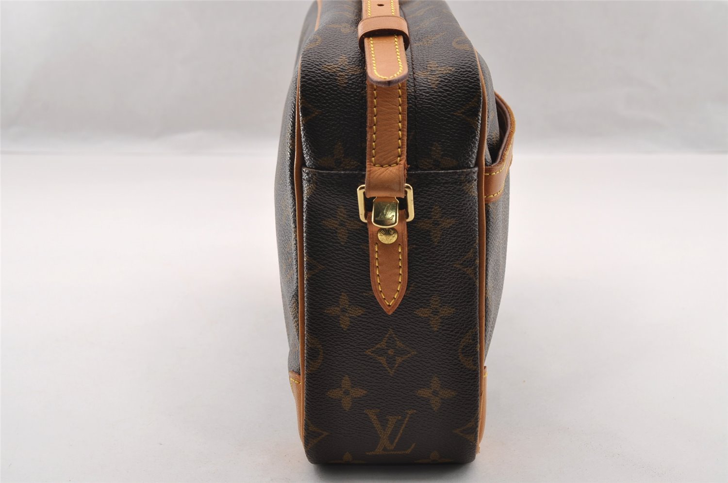 Authentic Louis Vuitton Monogram Trocadero 30 Shoulder Cross Bag M51272 LV 2819I