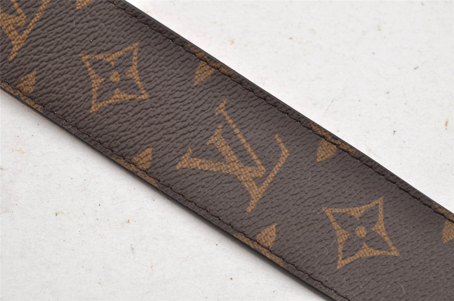 Authentic Louis Vuitton Monogram Shoulder Strap JO2330 38.4