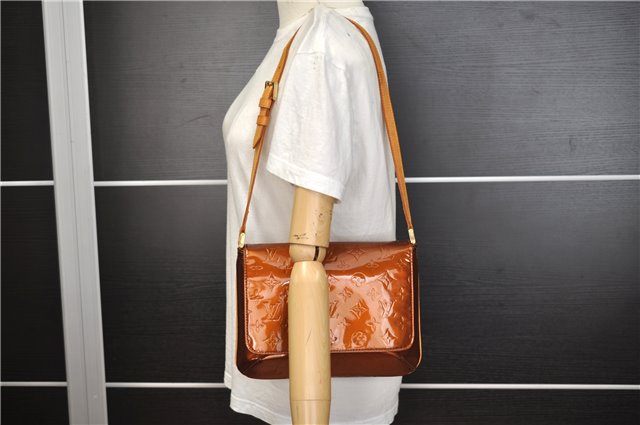 Auth Louis Vuitton Vernis Thompson Street Shoulder Bag Brown M91124 LV 2824F