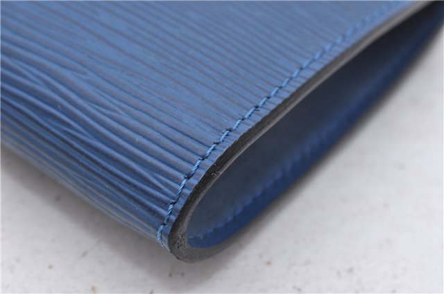 Authentic Louis Vuitton Epi Pochette Accessoires Pouch Blue M52945 LV 2825D
