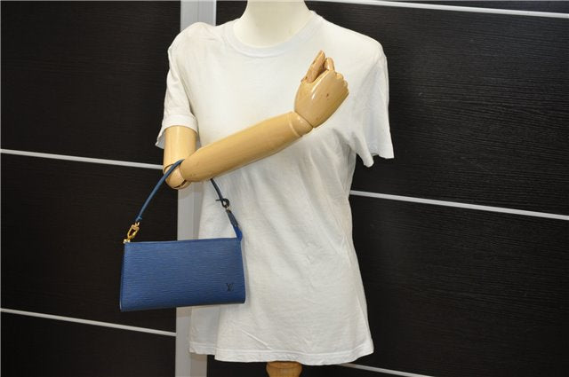 Authentic Louis Vuitton Epi Pochette Accessoires Pouch Blue M52945 LV 2825D