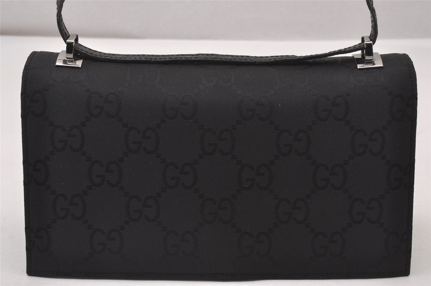 Authentic GUCCI Vintage Shoulder Hand Bag Purse GG Nylon Leather Black 2847I