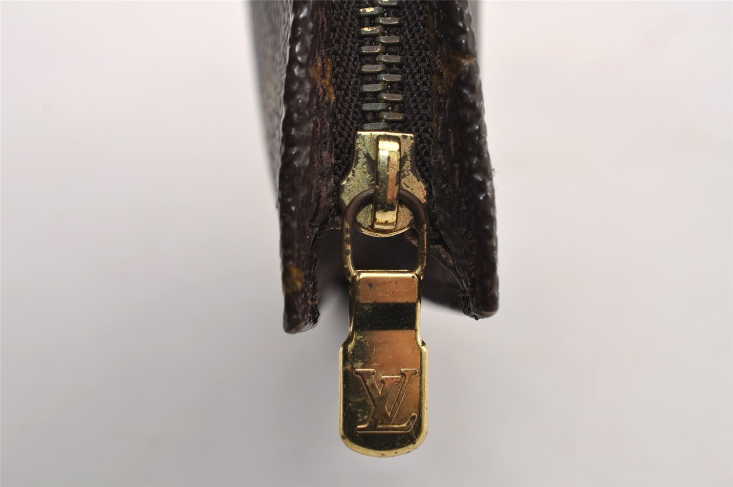 Authentic Louis Vuitton Monogram Pouch For Bucket PM LV Junk 2853I