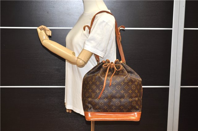 Authentic Louis Vuitton Monogram Noe Shoulder Drawstring Bag M42224 LV 2854F