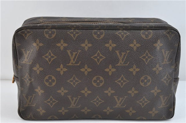 Auth Louis Vuitton Monogram Trousse Toilette 28 Clutch Hand Bag M47522 LV 2862D