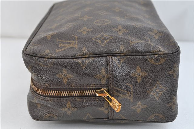 Auth Louis Vuitton Monogram Trousse Toilette 28 Clutch Hand Bag M47522 LV 2862D