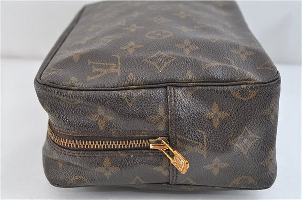 Auth Louis Vuitton Monogram Trousse Toilette 28 Clutch Hand Bag M47522 LV 2862D