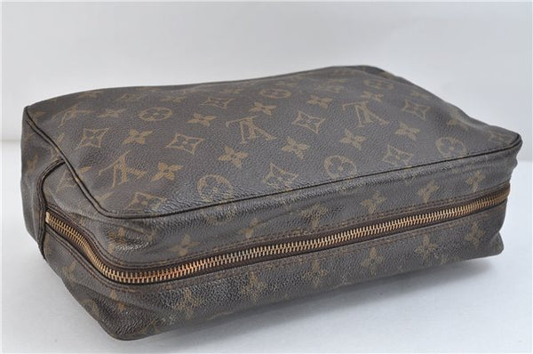 Auth Louis Vuitton Monogram Trousse Toilette 28 Clutch Hand Bag M47522 LV 2862D