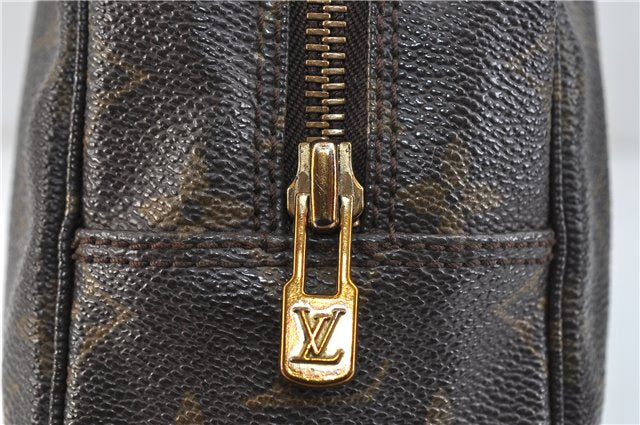 Auth Louis Vuitton Monogram Trousse Toilette 28 Clutch Hand Bag M47522 LV 2862D