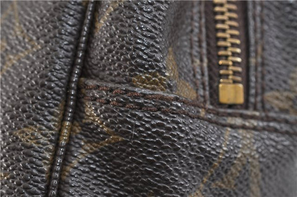 Auth Louis Vuitton Monogram Trousse Toilette 28 Clutch Hand Bag M47522 LV 2862D