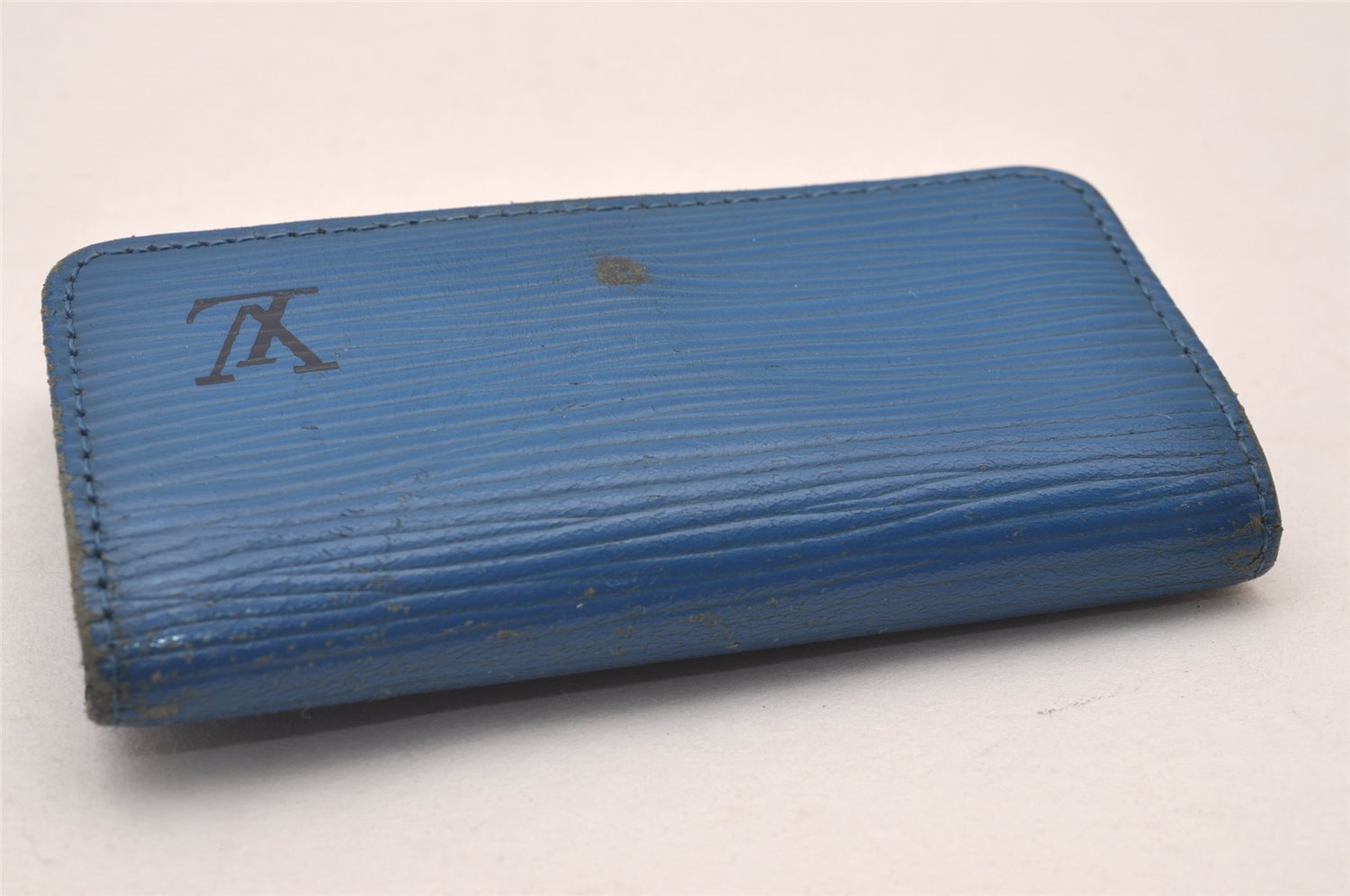 Authentic Louis Vuitton Epi Multicles 6 Key Case Blue M63815 LV 2884I