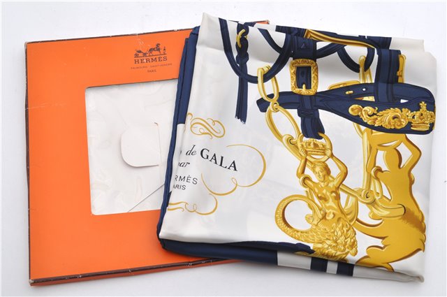 Authentic HERMES Carre 90 Scarf 