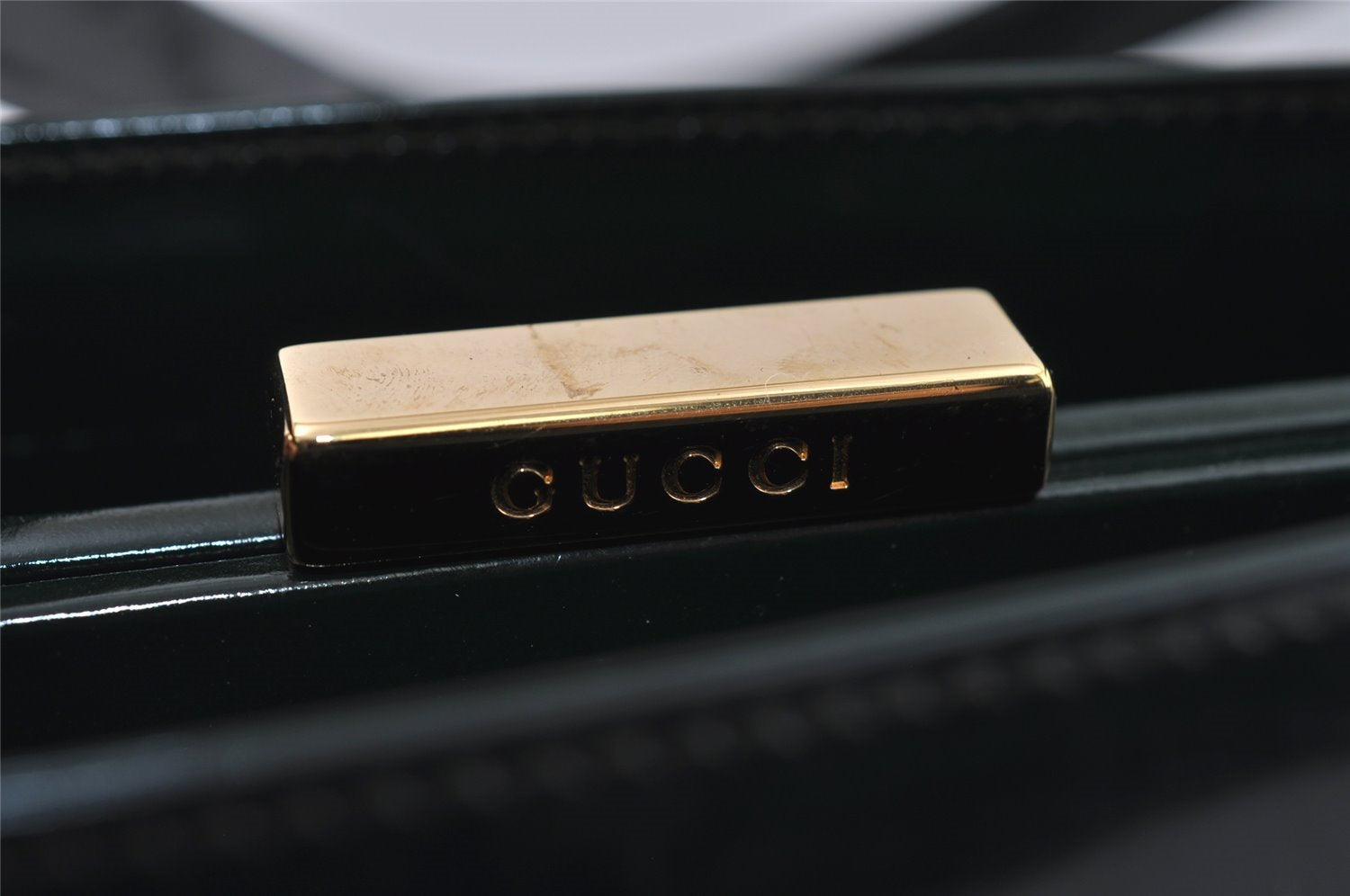 Authentic GUCCI Vintage Shoulder Hand Bag Purse Enamel Green Junk 2895I