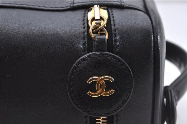 Authentic CHANEL Calf Bicolore CC Logo Vanity Hand Bag Case Black 2898D