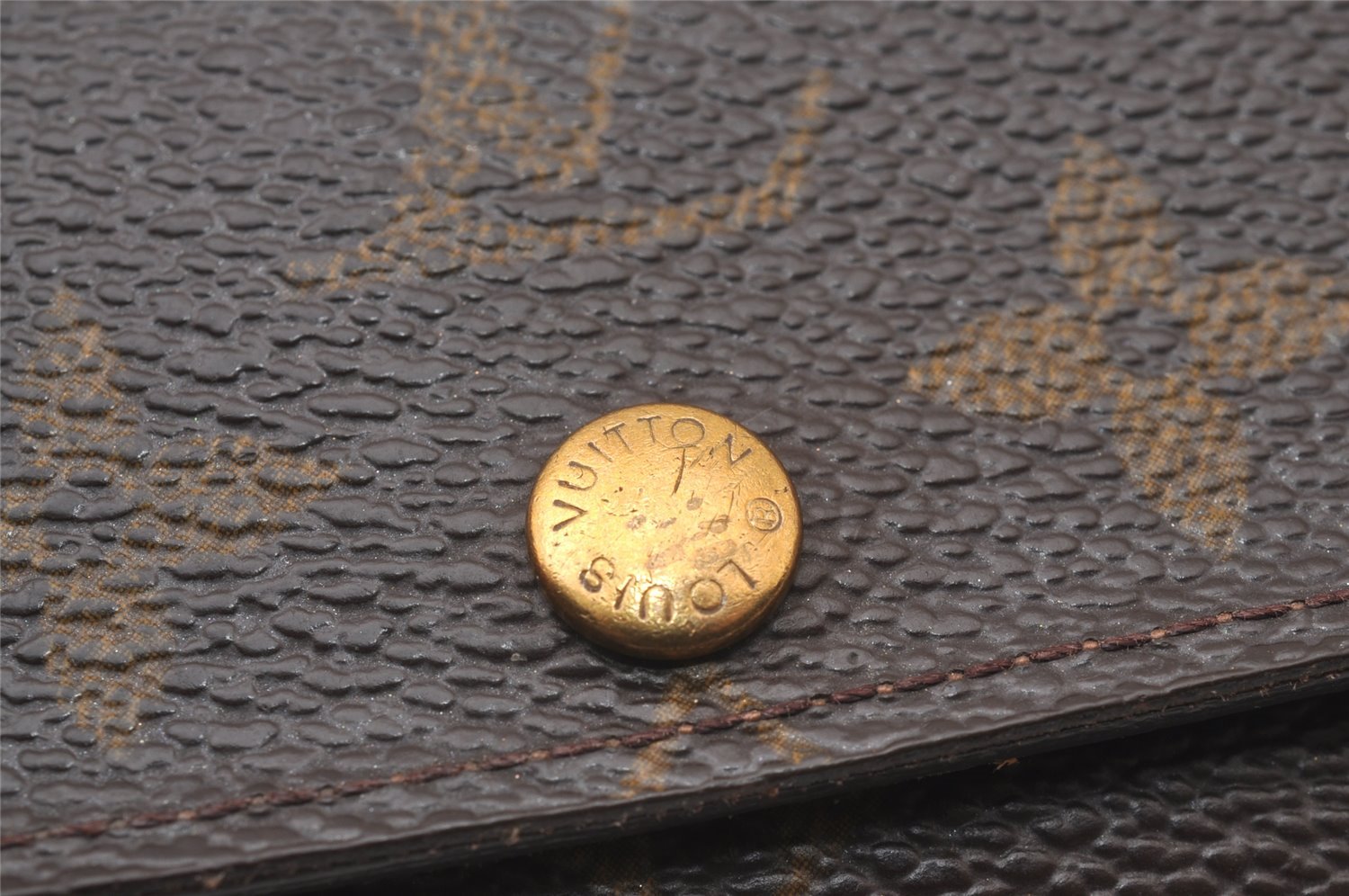 Authentic Louis Vuitton Monogram Multicles 6 Six Hooks Key Case M62630 LV 2908I