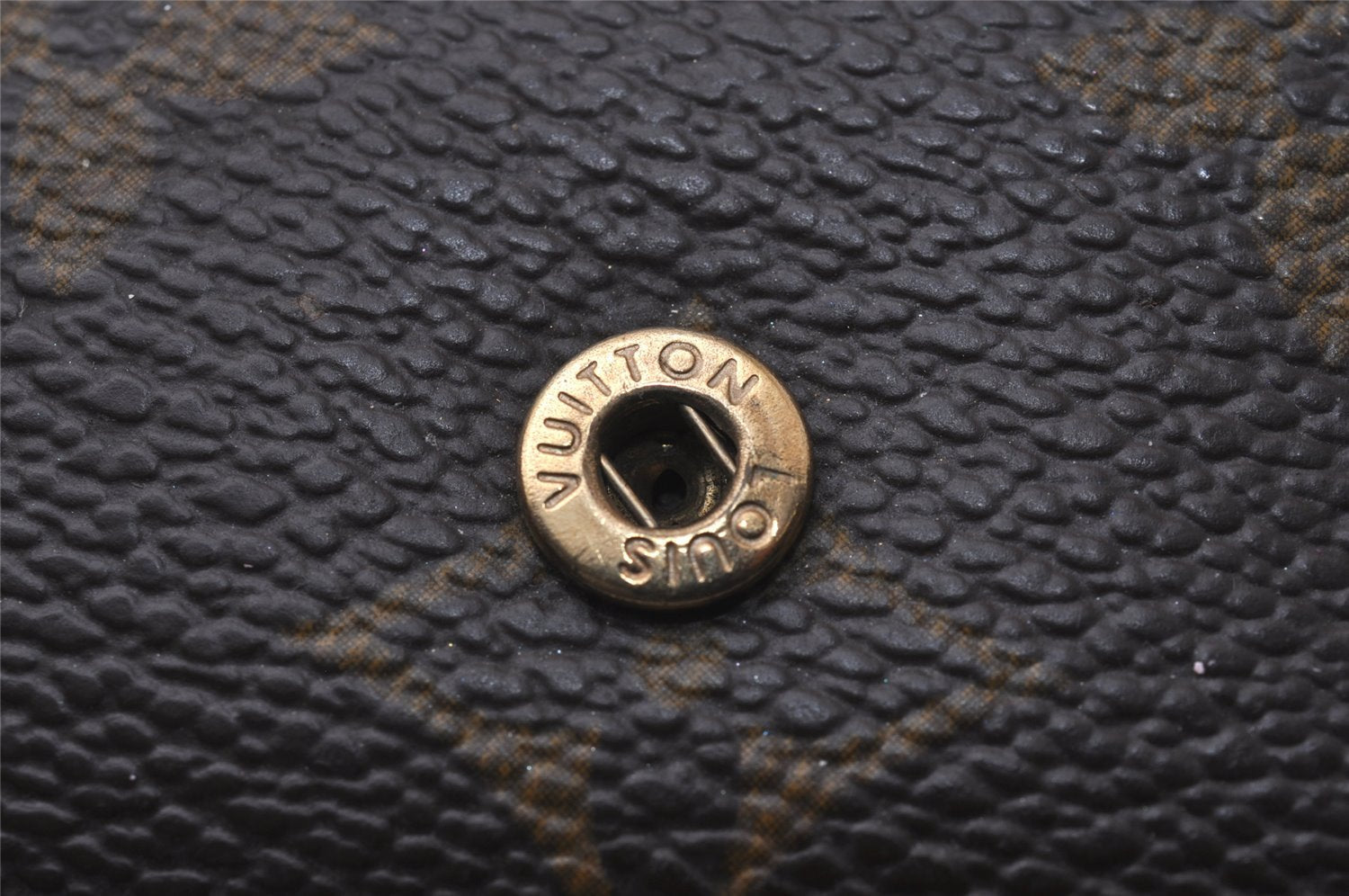 Authentic Louis Vuitton Monogram Multicles 6 Six Hooks Key Case M62630 LV 2908I